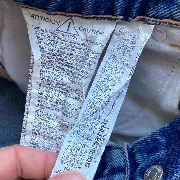 Zara High Rise Denim Frayed Button Fly Shorts Cut Offs Raw Hem Size 0 - Picture 4 of 4